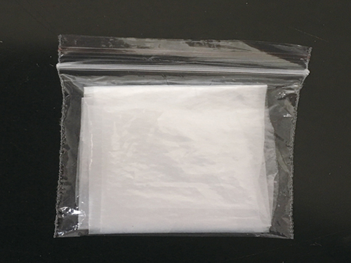 Single pack disposable plastic gloves